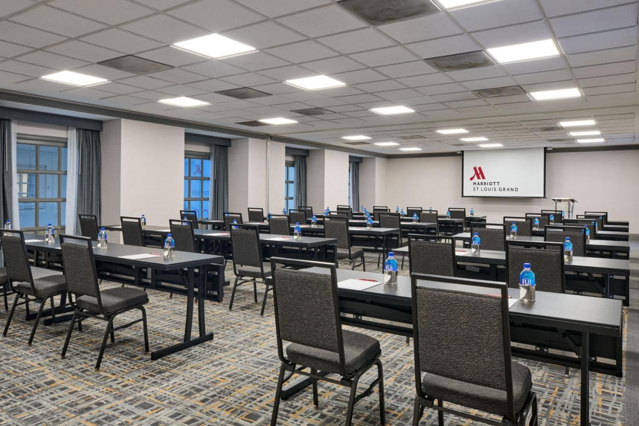 מלון Marriott St. Louis Grand מראה חיצוני תמונה